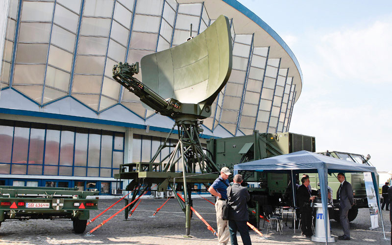 UTI prezintă la Expomil 2011 radarul Gap Filler, integrat în parteneriat cu Lockheed Martin pentru Ministerul Apărării Naţionale